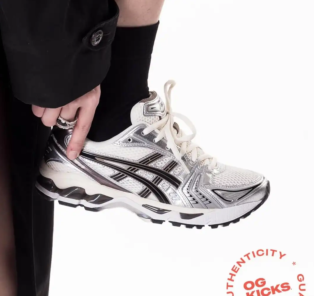 Black Gel-Kayano Metallic Cream ASICS Plum 14 0620